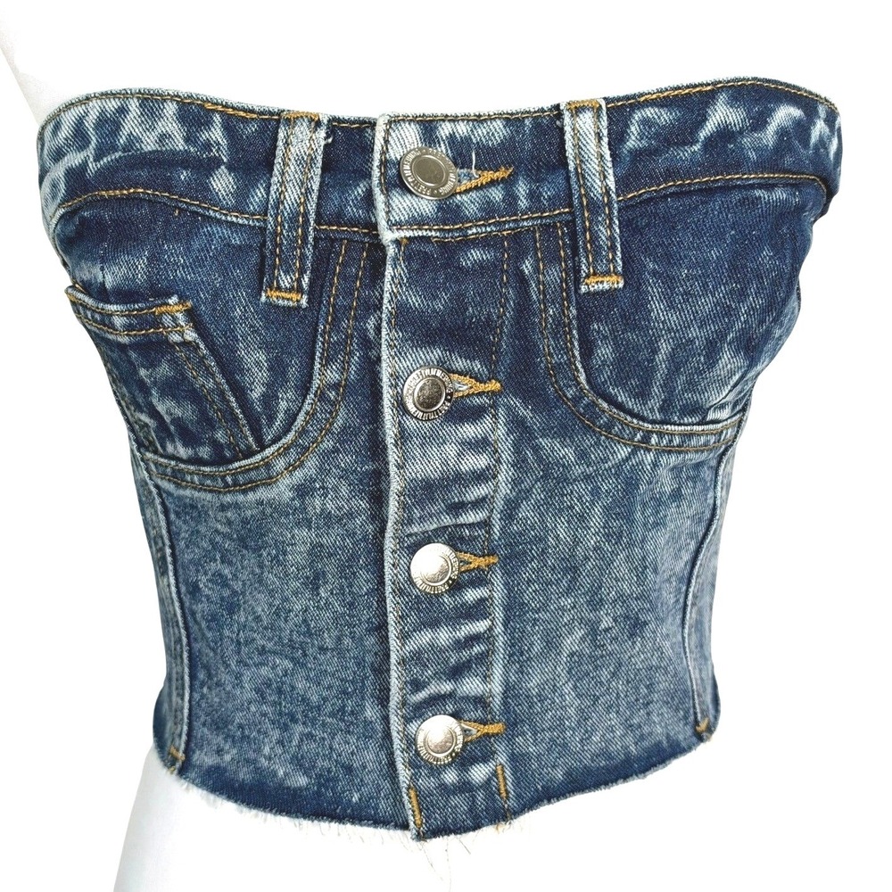 PRETTYLITTLETHING NWT Women's 4 Tall Blue Acid Wash Denim Button Up Crop Top